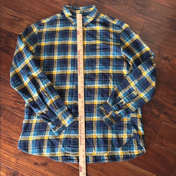 Uniqlo | men’s Teal and Mustard Plaid Shirt - Picture 7 of 13